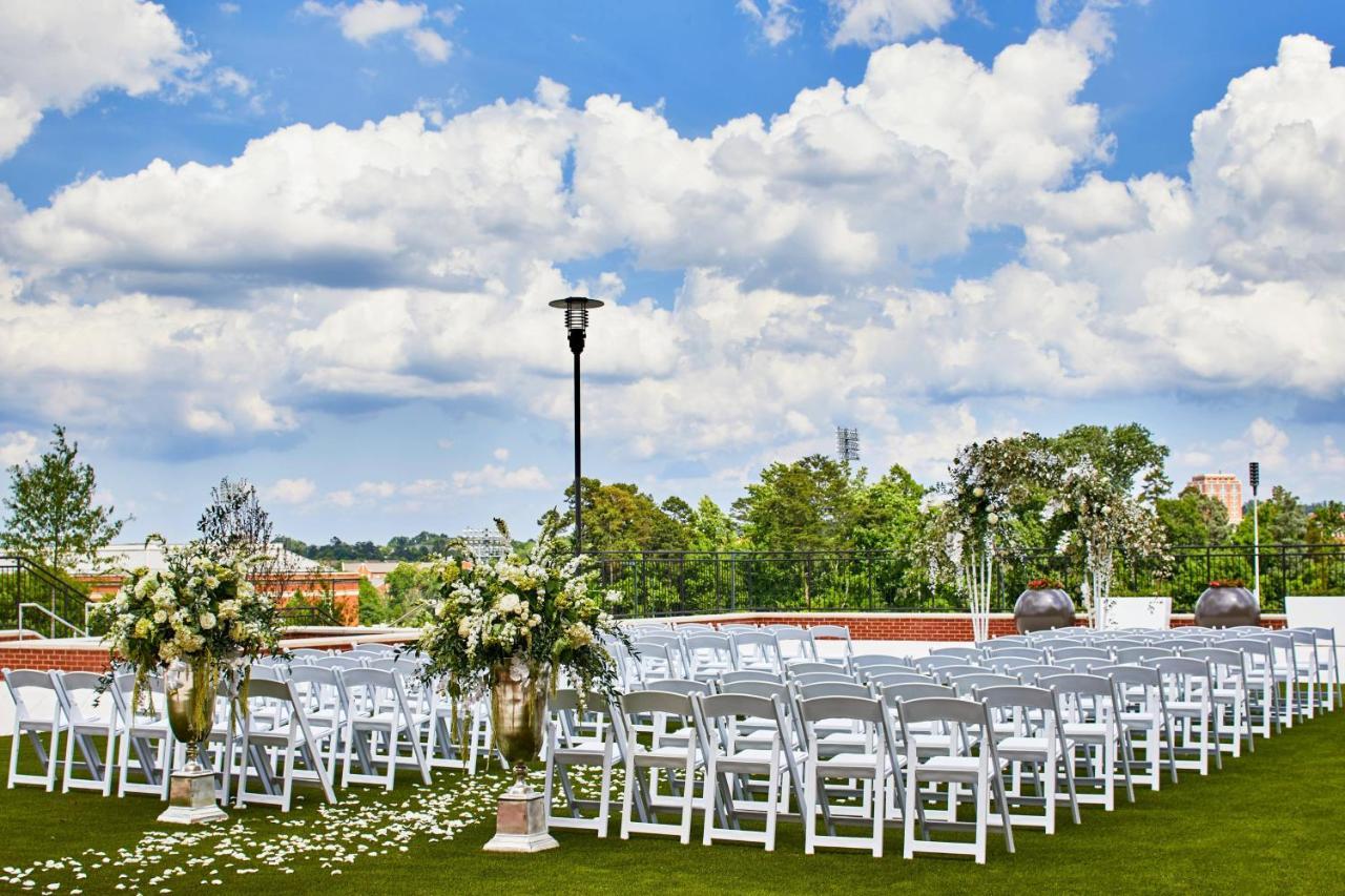 Unc Charlotte Marriott Hotel & Conference Center Экстерьер фото